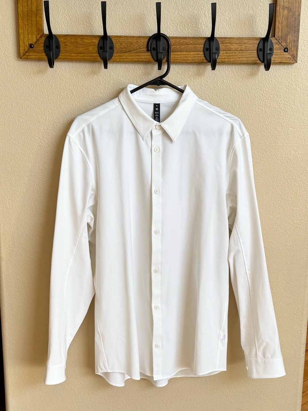 Lululemon Men’s New Venture Button Down Shirt